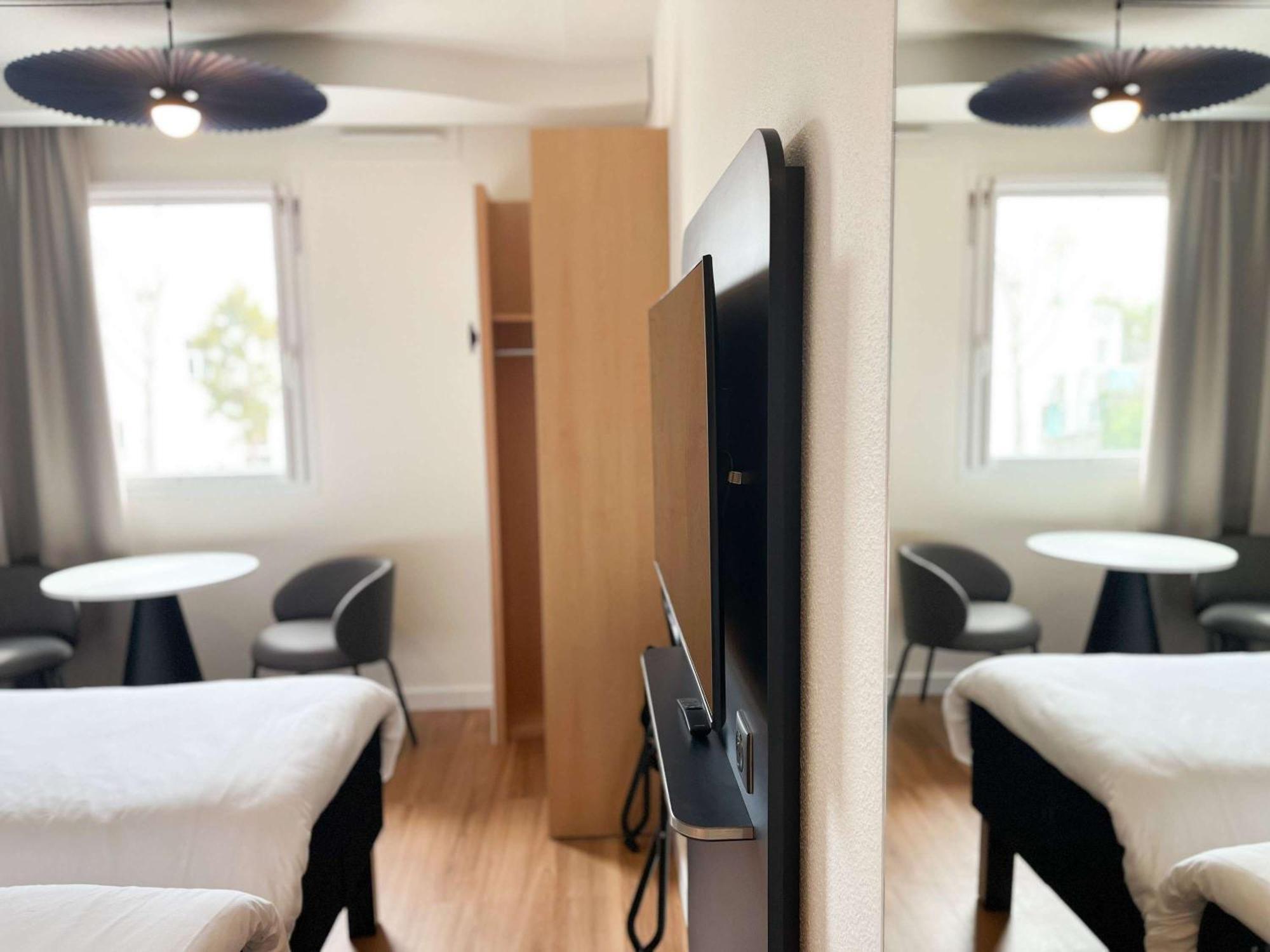 Ibis Martigues Centre Hotel Luaran gambar